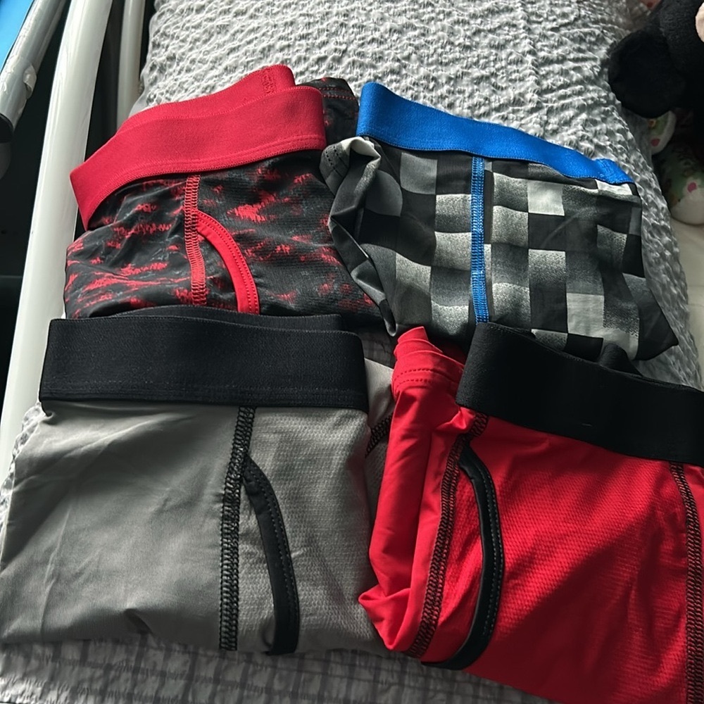 A
Athletic works boys performance briefs size xlg  14-16 nwt never wore !